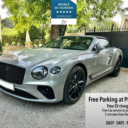 아파트 Les Anges Deluxe - Luxury - Parking - Jaguar Car Service - Exclusive Private Tours *